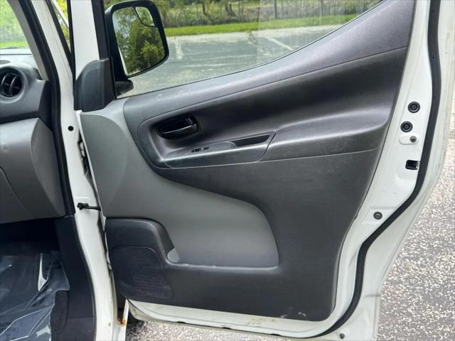 2013 Nissan NV200 S