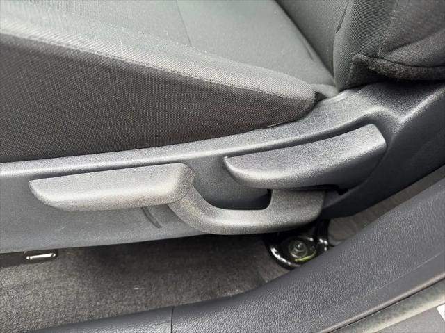 2024 Nissan Kicks S Xtronic CVT