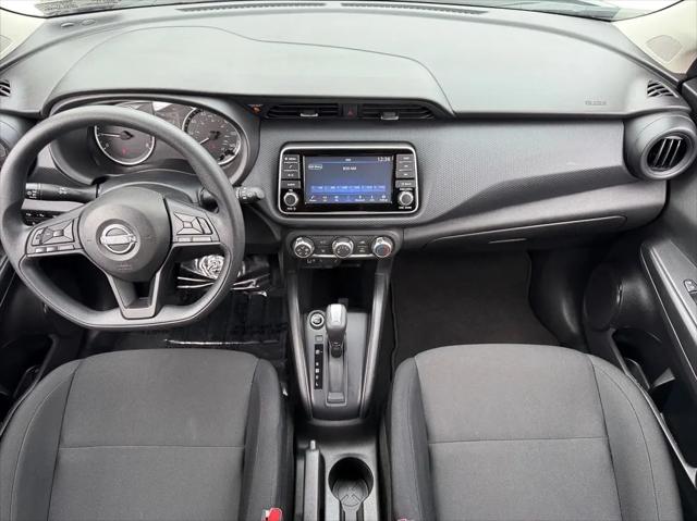 2024 Nissan Kicks S Xtronic CVT