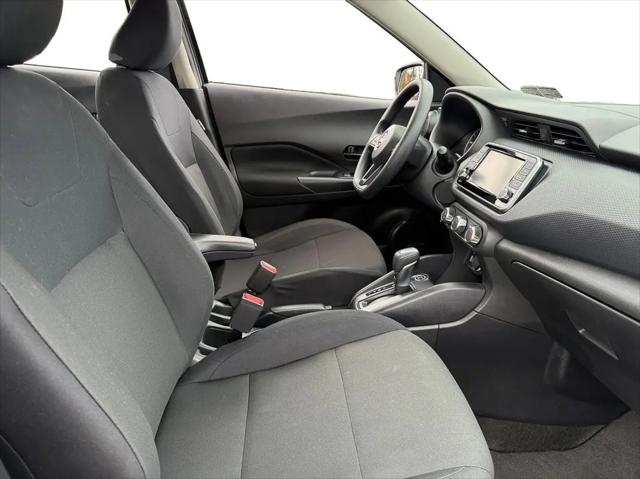 2024 Nissan Kicks S Xtronic CVT