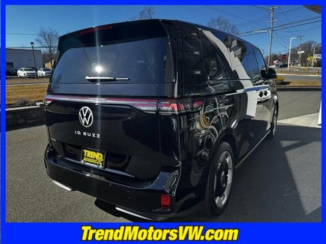 2025 Volkswagen ID. Buzz Pro S