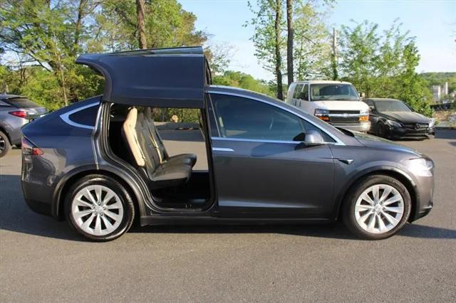 2016 Tesla Model X 75D