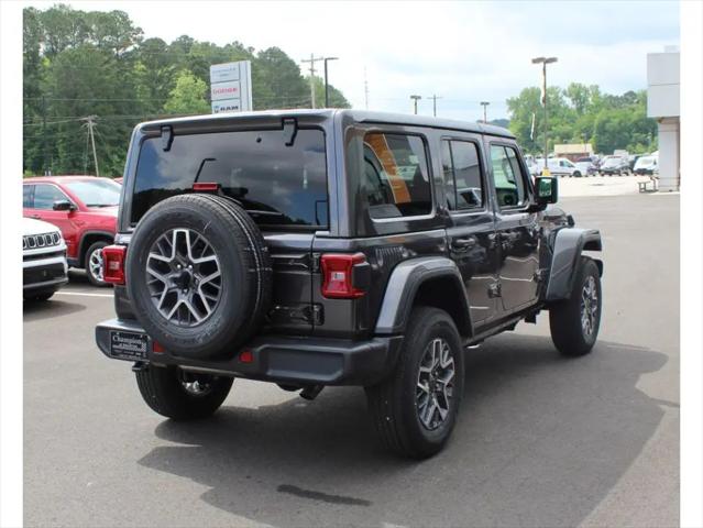 2025 Jeep Wrangler 4-Door Sahara 4x4