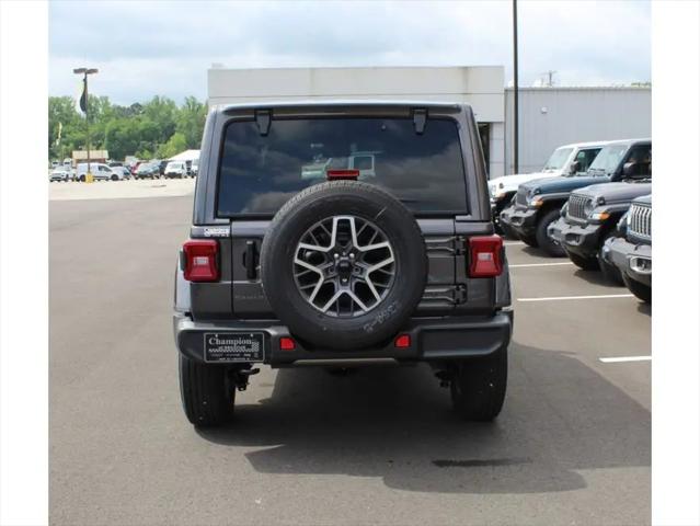 2025 Jeep Wrangler 4-Door Sahara 4x4