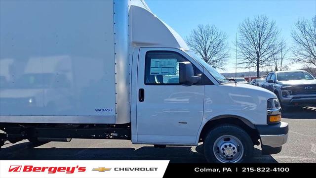 2025 Chevrolet Express Cutaway Work Van