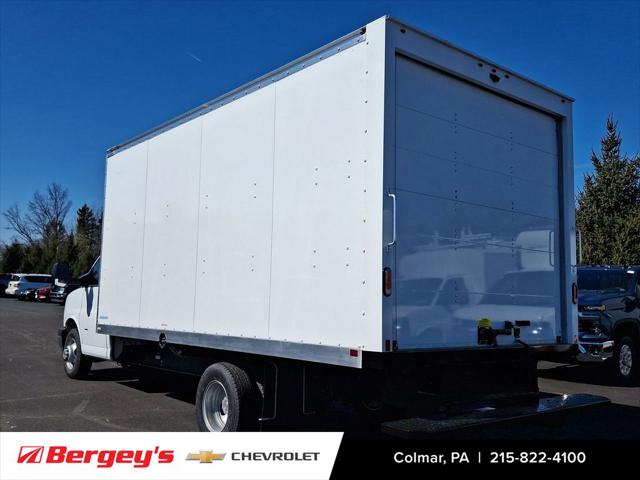 2025 Chevrolet Express Cutaway Work Van