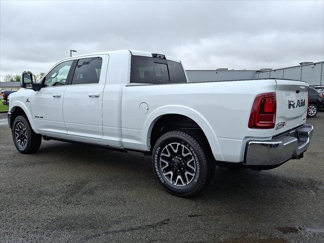 2025 RAM Ram 2500 RAM 2500 LIMITED LONGHORN MEGA CAB 4X4 64 BOX