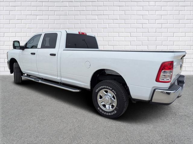 2024 RAM 2500 Tradesman Crew Cab 4x4 8 Box