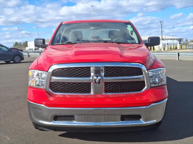 2022 RAM 1500 Classic SLT Crew Cab 4x2 57 Box