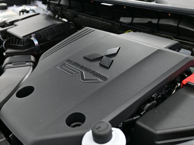 2025 Mitsubishi Outlander PHEV SE S-AWC