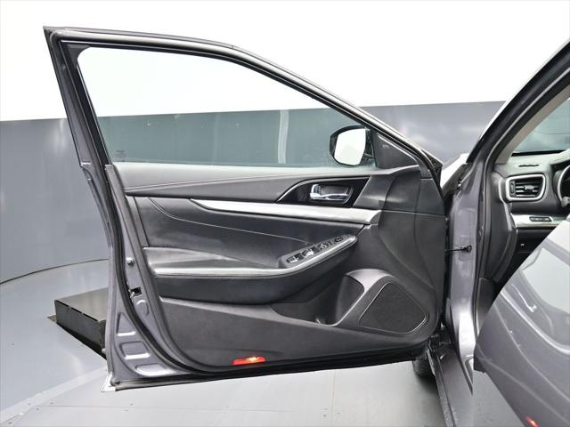 2023 Nissan Maxima SV Xtronic CVT