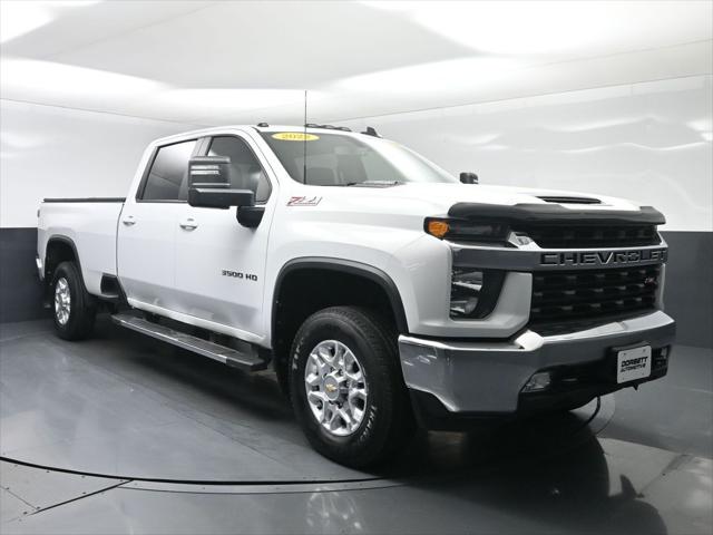 2022 Chevrolet Silverado 3500HD 4WD Crew Cab Standard Bed LT