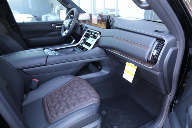 2025 Nissan Armada Platinum Reserve 4WD
