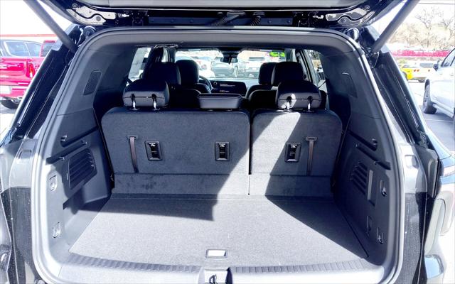 2025 Chevrolet Traverse AWD LT