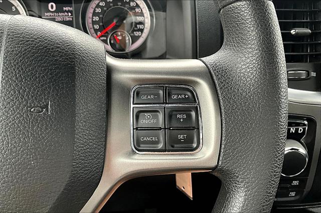 2024 Ram 1500 Classic Warlock Crew Cab 4x4 5'7" Box