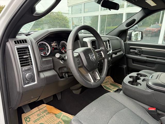 2024 Ram 1500 Classic Warlock Crew Cab 4x4 5'7" Box