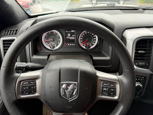 2024 Ram 1500 Classic Warlock Crew Cab 4x4 5'7" Box