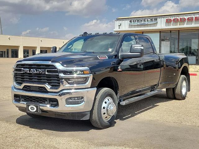 2025 RAM Ram 3500 RAM 3500 TRADESMAN CREW CAB 4X4 8 BOX