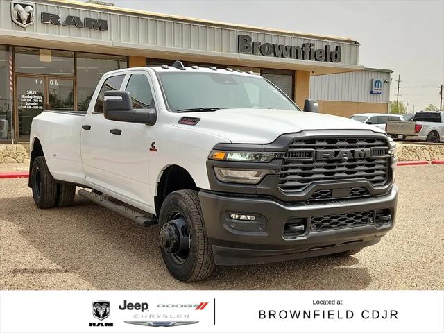 2025 RAM Ram 3500 RAM 3500 TRADESMAN CREW CAB 4X4 8 BOX