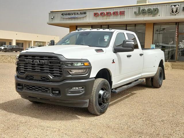 2025 RAM Ram 3500 RAM 3500 TRADESMAN CREW CAB 4X4 8 BOX
