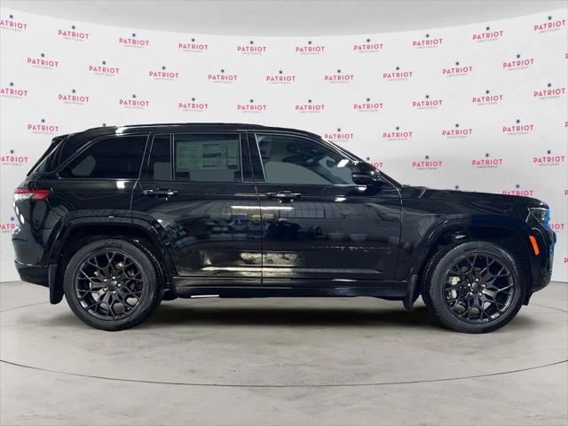 2025 Jeep Grand Cherokee GRAND CHEROKEE SUMMIT 4X4