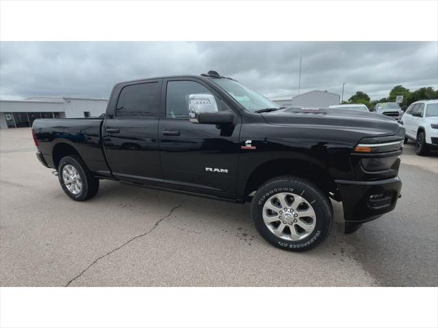 2025 RAM Ram 3500 RAM 3500 LARAMIE CREW CAB 4X4 64 BOX