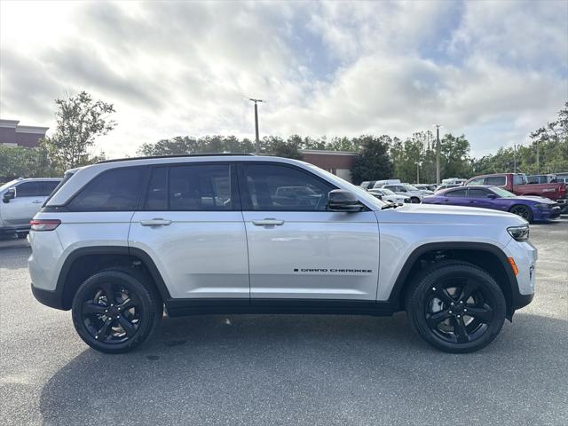 2025 Jeep Grand Cherokee GRAND CHEROKEE LIMITED 4X2