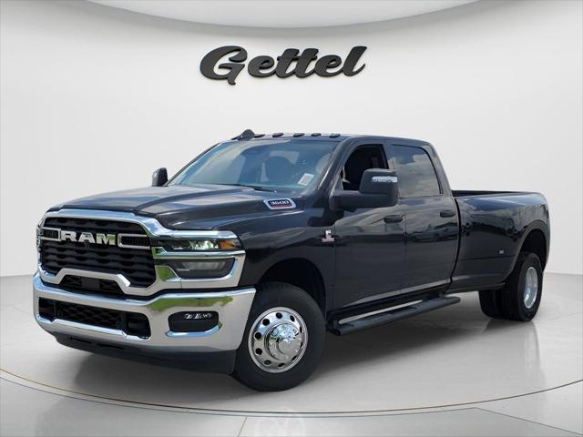 2025 RAM Ram 3500 RAM 3500 TRADESMAN CREW CAB 4X2 8 BOX