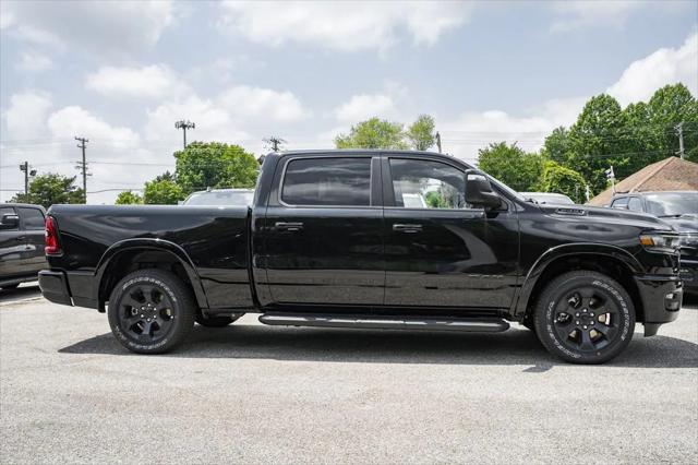 2025 RAM Ram 1500 RAM 1500 BIG HORN CREW CAB 4X4 64 BOX