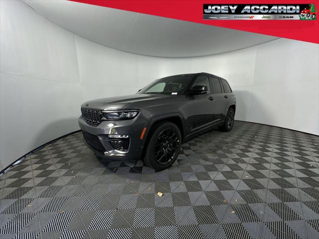 2025 Jeep Grand Cherokee GRAND CHEROKEE SUMMIT RESERVE 4X4