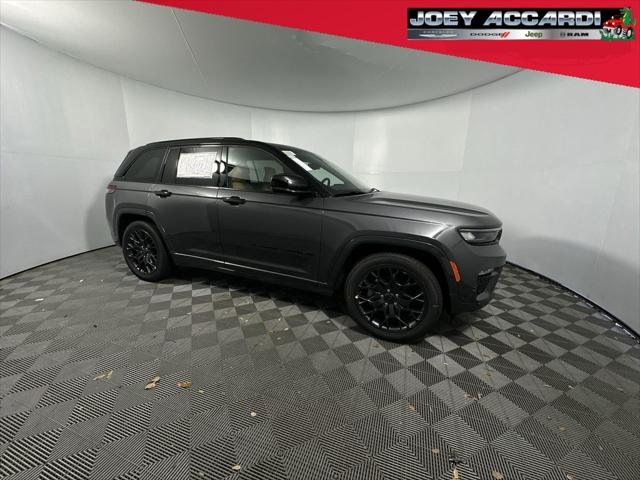 2025 Jeep Grand Cherokee GRAND CHEROKEE SUMMIT RESERVE 4X4