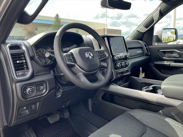 2025 RAM Ram 1500 RAM 1500 BIG HORN CREW CAB 4X4 64 BOX