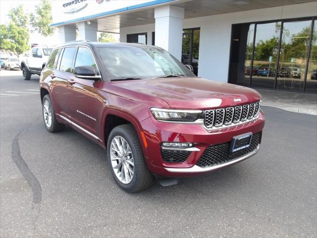 2025 Jeep Grand Cherokee GRAND CHEROKEE SUMMIT 4X4