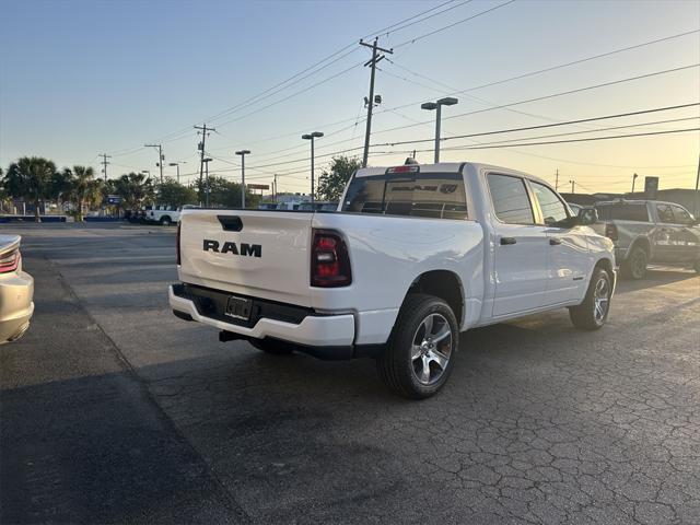 2025 RAM Ram 1500 RAM 1500 TRADESMAN CREW CAB 4X2 57 BOX