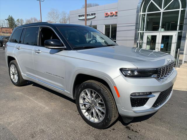 2025 Jeep Grand Cherokee GRAND CHEROKEE SUMMIT 4X4