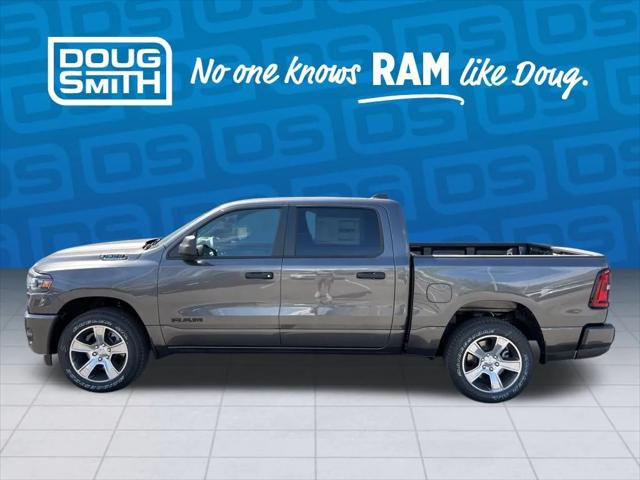 2025 RAM Ram 1500 RAM 1500 TRADESMAN CREW CAB 4X4 57 BOX