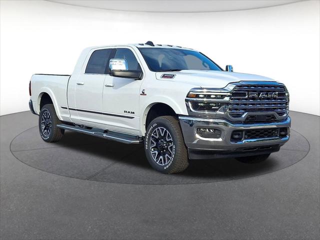 2025 RAM Ram 3500 RAM 3500 LIMITED MEGA CAB 4X4 64 BOX