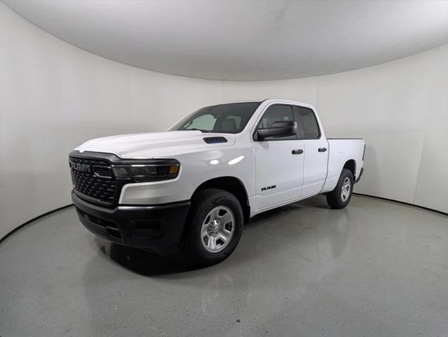 2025 RAM Ram 1500 RAM 1500 TRADESMAN QUAD CAB 4X2 64 BOX