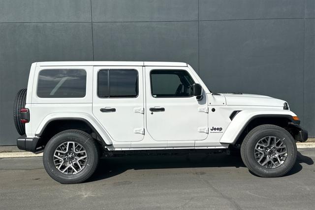 2025 Jeep Wrangler WRANGLER 4-DOOR SAHARA