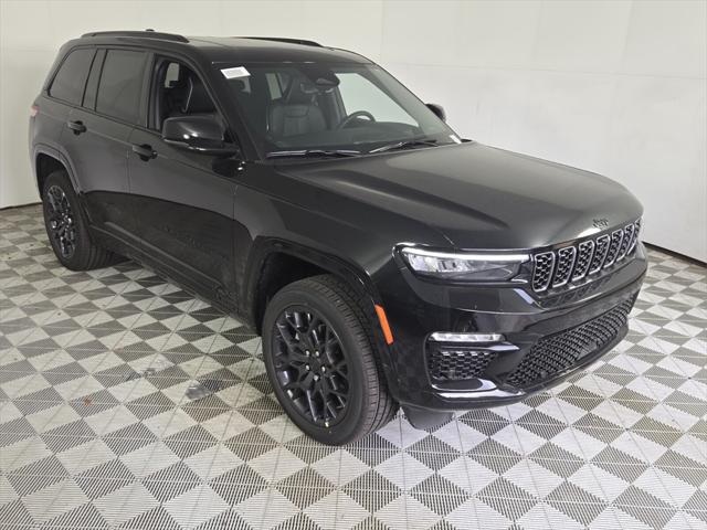 2025 Jeep Grand Cherokee GRAND CHEROKEE SUMMIT RESERVE 4X4