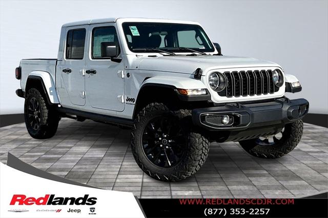 2025 Jeep Gladiator GLADIATOR NIGHTHAWK 4X4 2025 Jeep Gladiator GLADIATOR NIGHTHAWK 4X4