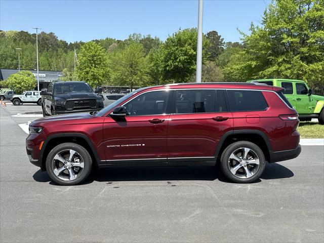 2025 Jeep Grand Cherokee GRAND CHEROKEE L LIMITED 4X4