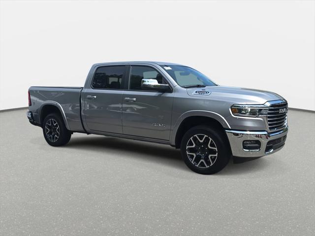 2025 RAM Ram 1500 RAM 1500 LARAMIE CREW CAB 4X4 64 BOX