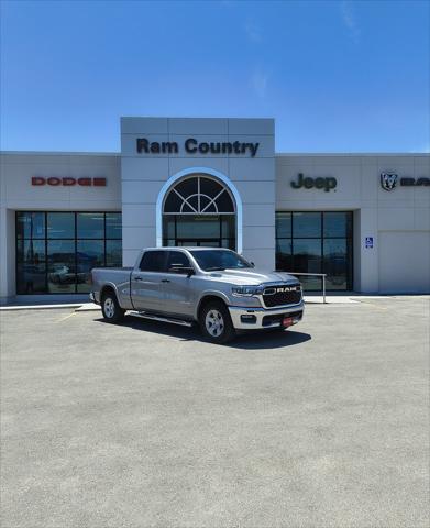 2025 RAM Ram 1500 RAM 1500 LONE STAR CREW CAB 4X4 64 BOX