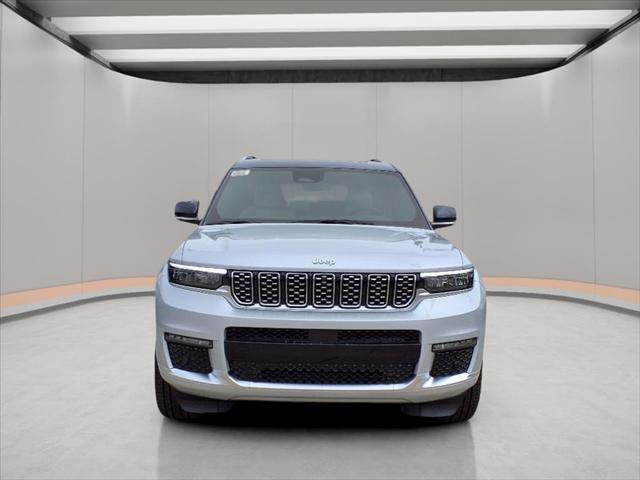 2025 Jeep Grand Cherokee GRAND CHEROKEE L SUMMIT 4X4