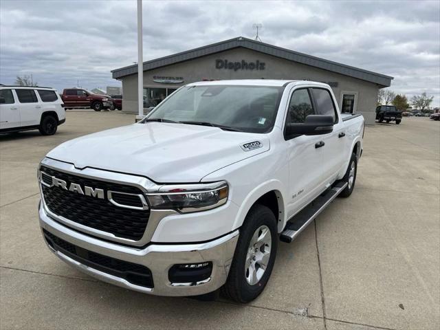 2025 RAM Ram 1500 RAM 1500 BIG HORN CREW CAB 4X4 57 BOX