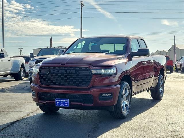2025 RAM Ram 1500 RAM 1500 TRADESMAN QUAD CAB 4X2 64 BOX