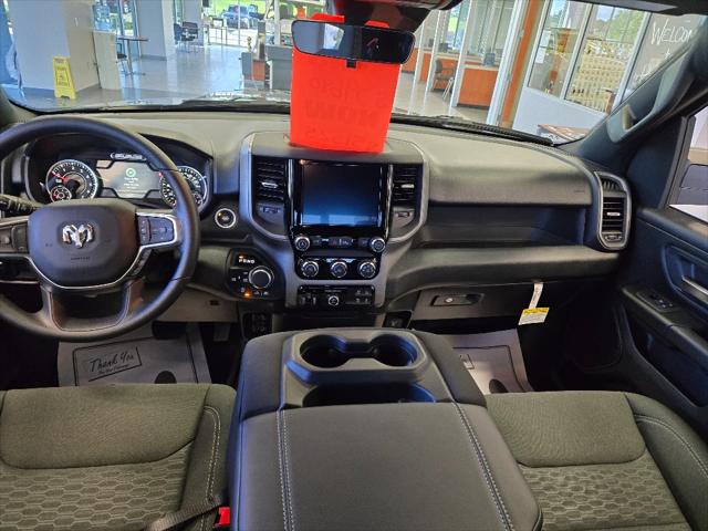 2025 RAM Ram 1500 RAM 1500 WARLOCK CREW CAB 4X4 57 BOX