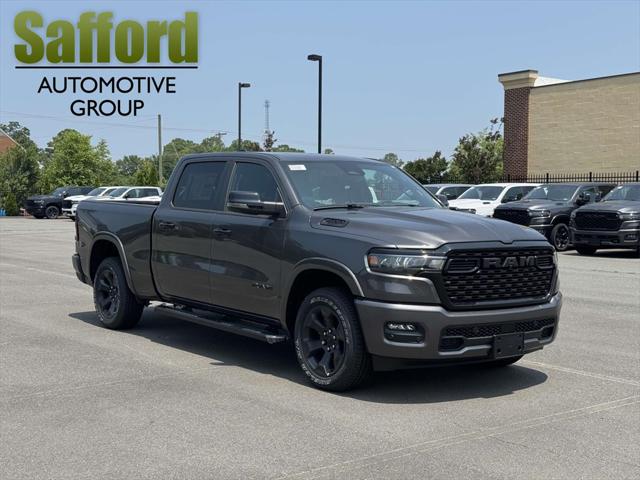2025 RAM Ram 1500 RAM 1500 BIG HORN CREW CAB 4X4 64 BOX