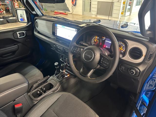 2025 Jeep Wrangler 4-Door Sport RHD 4x4